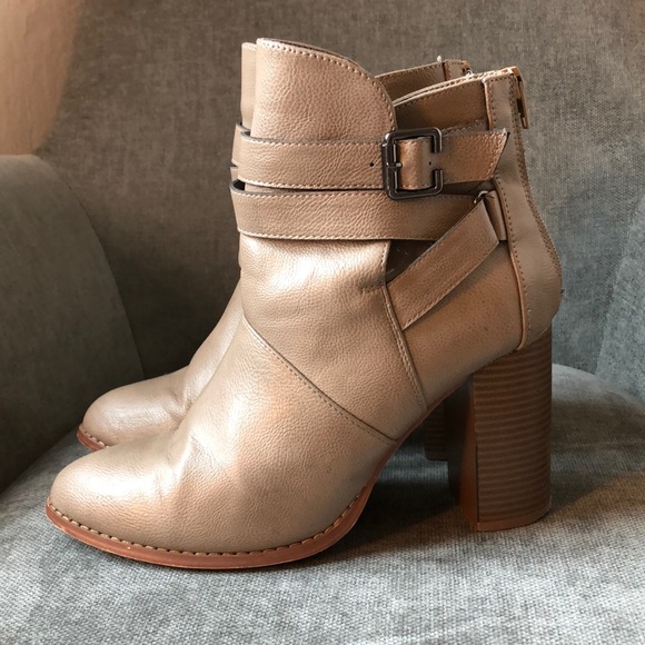 Shoe Dazzle Jaezel High Heel Buckle Ankle Boot - Picture 3 of 7